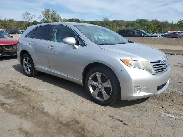 4T3BK11A69U008483 - 2009 TOYOTA VENZA SILVER photo 4
