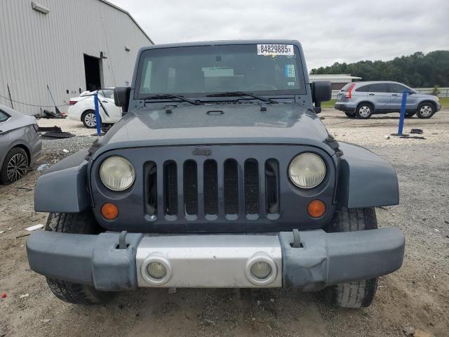 1J4GB59108L526795 - 2008 JEEP WRANGLER U SAHARA BLUE photo 5