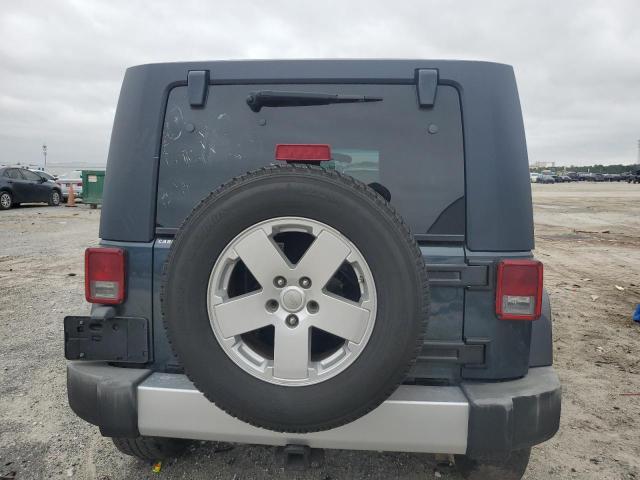 1J4GB59108L526795 - 2008 JEEP WRANGLER U SAHARA BLUE photo 6