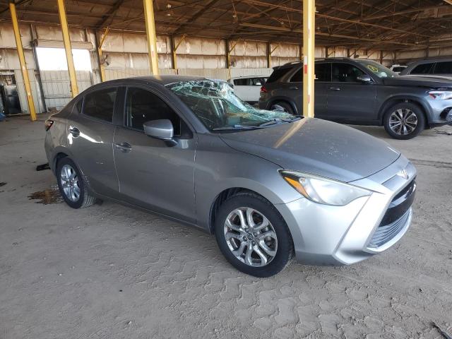 3MYDLBZV0GY129991 - 2016 TOYOTA SCION IA Gümüş foto 4