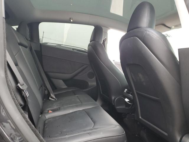 7SAYGDEF8RF024552 - 2024 TESLA MODEL Y Gris photo 10