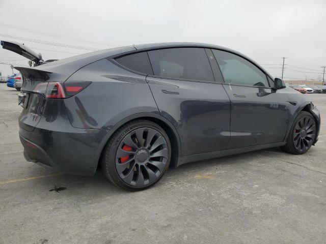 7SAYGDEF8RF024552 - 2024 TESLA MODEL Y Gris photo 3