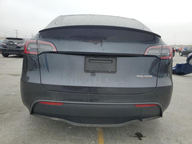 7SAYGDEF8RF024552 - 2024 TESLA MODEL Y Gris photo 6