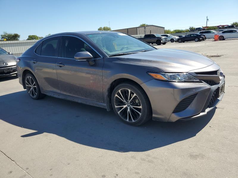 4T1M11AK1LU943740 - 2020 TOYOTA CAMRY SE 石墨色 照片 4