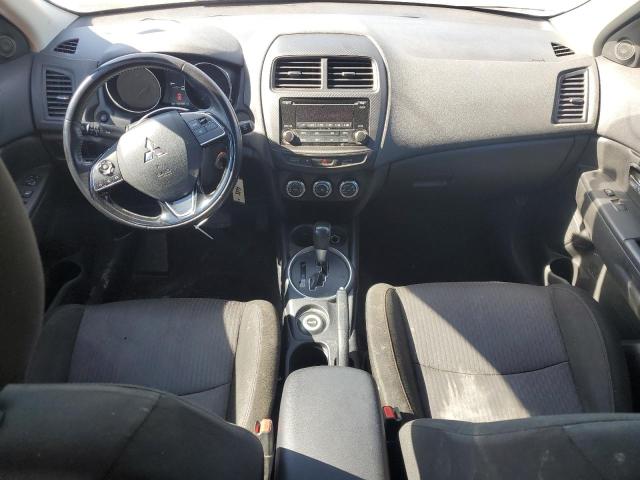 JA4AR3AU8HZ032628 - 2017 MITSUBISHI OUTLANDER ES Rojo foto 8