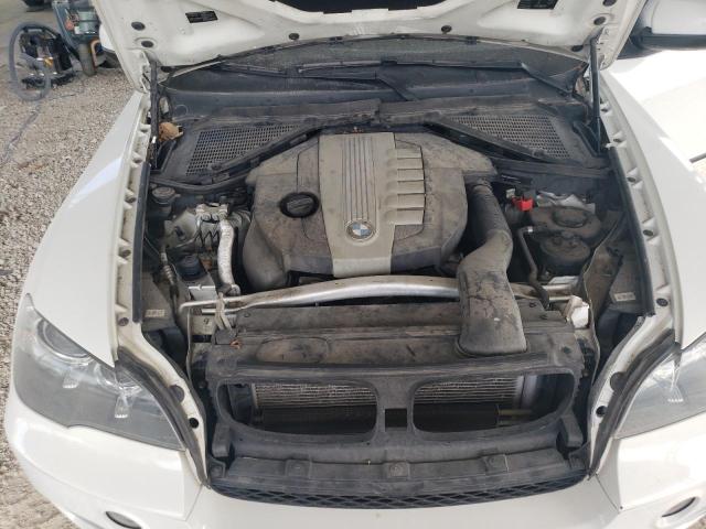 5UXZW0C5XCL668273 - 2012 BMW X5 XDRIVE35D WHITE photo 12