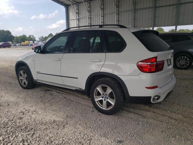 5UXZW0C5XCL668273 - 2012 BMW X5 XDRIVE35D WHITE photo 2