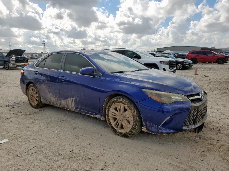 4T1BF1FK8FU978524 - 2015 TOYOTA CAMRY LE Mavi foto 4