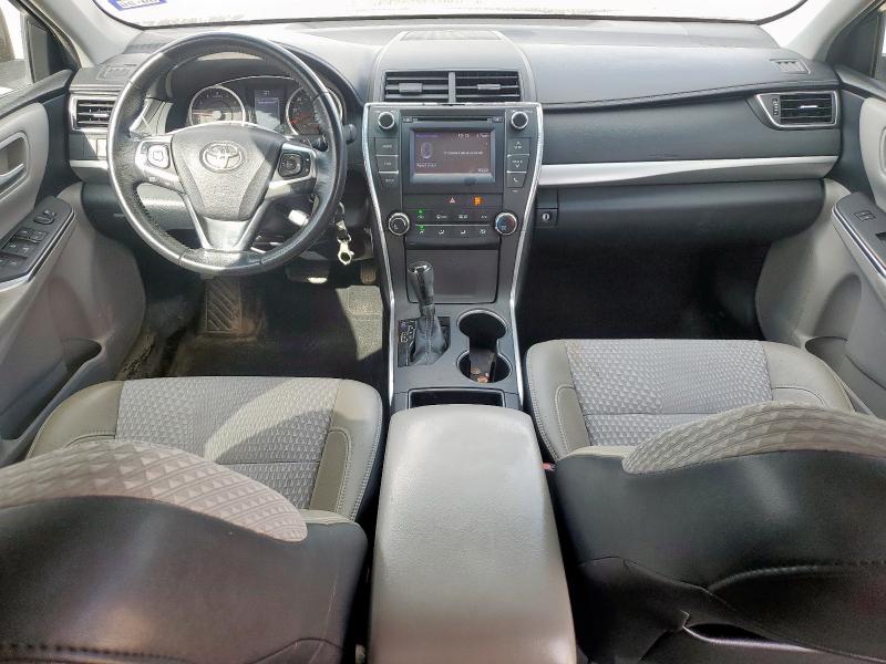 4T1BF1FK8FU978524 - 2015 TOYOTA CAMRY LE Mavi foto 8