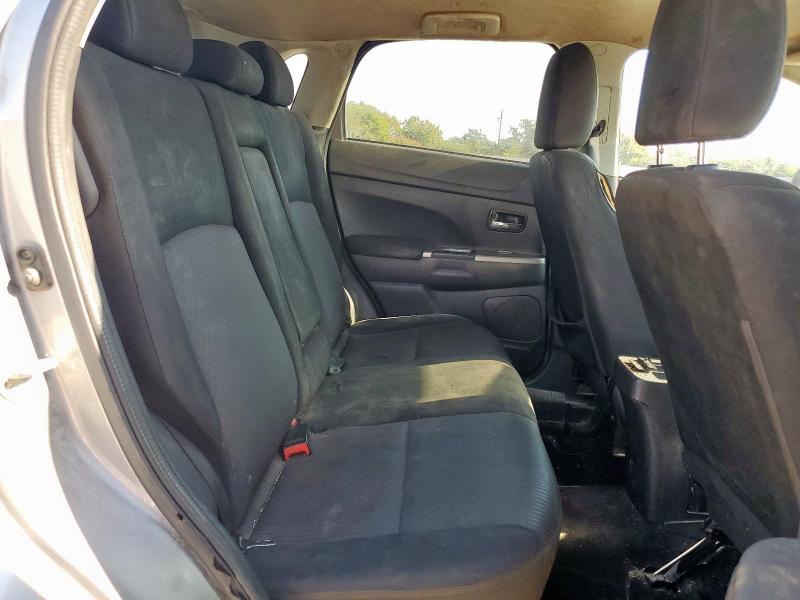 JA4AP3AU2KU002289 - 2019 MITSUBISHI OUTLANDER ES ნაცრისფერი ფოტო 11