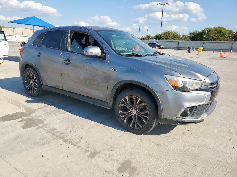 JA4AP3AU2KU002289 - 2019 MITSUBISHI OUTLANDER ES ნაცრისფერი ფოტო 4