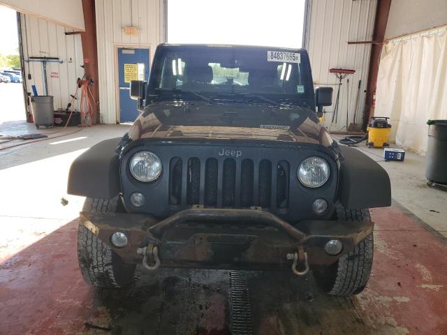 1C4BJWDG4GL156843 - 2016 JEEP WRANGLER U SPORT Schwarz Foto 5