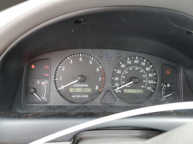 2T1BR12E22C585847 - 2002 TOYOTA COROLLA CE SILVER photo 9