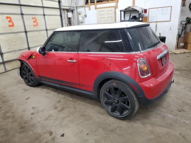WMWMF33559TT69230 - 2009 MINI COOPER RED photo 2