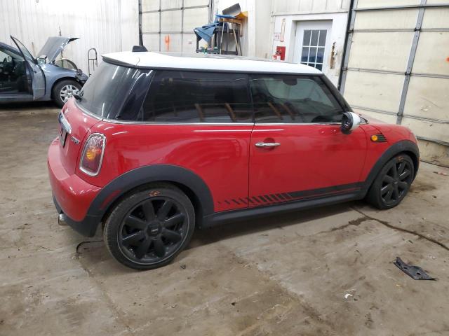 WMWMF33559TT69230 - 2009 MINI COOPER RED photo 3