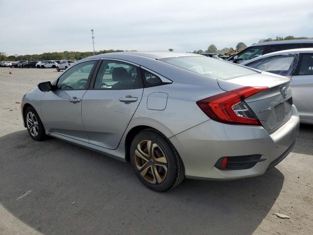 2HGFC2F55JH584023 - 2018 HONDA CIVIC LX Сріблястий фото 2