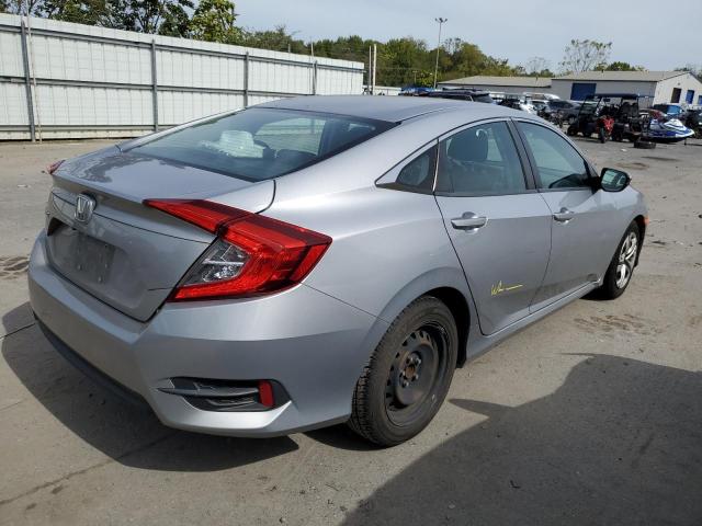 2HGFC2F55JH584023 - 2018 HONDA CIVIC LX Сріблястий фото 3