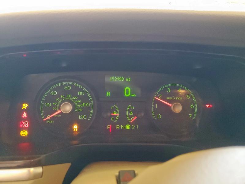 1LNHM81W47Y625162 - 2007 LINCOLN TOWN CAR SIGNATURE TAN photo 9