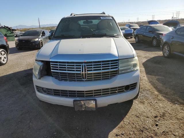5LMFU28568LJ10256 - 2008 LINCOLN NAVIGATOR თეთრი ფოტო 5