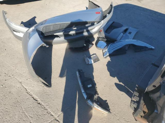 5TDKK3DC0FS676737 - 2015 TOYOTA SIENNA LE SILVER photo 13