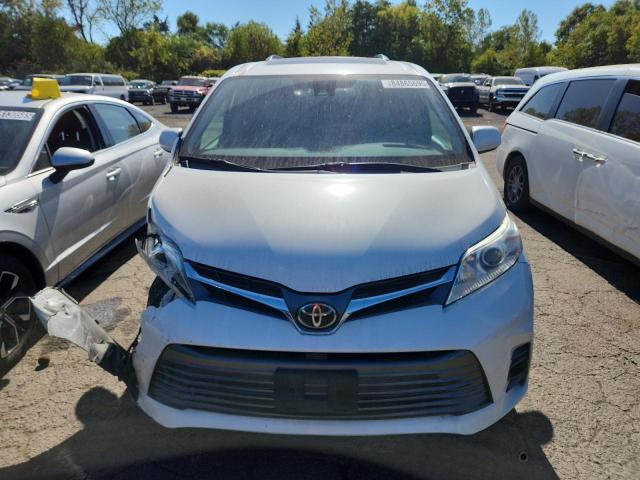5TDYZ3DC4JS954246 - 2018 TOYOTA SIENNA XLE Ақ фото 5