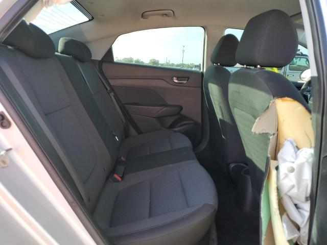 3KPC24A65NE159242 - 2022 HYUNDAI ACCENT SE 银色 照片 10