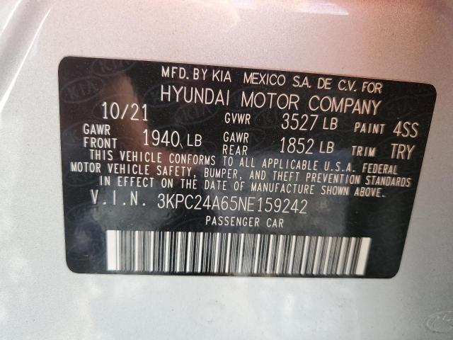 3KPC24A65NE159242 - 2022 HYUNDAI ACCENT SE 银色 照片 12