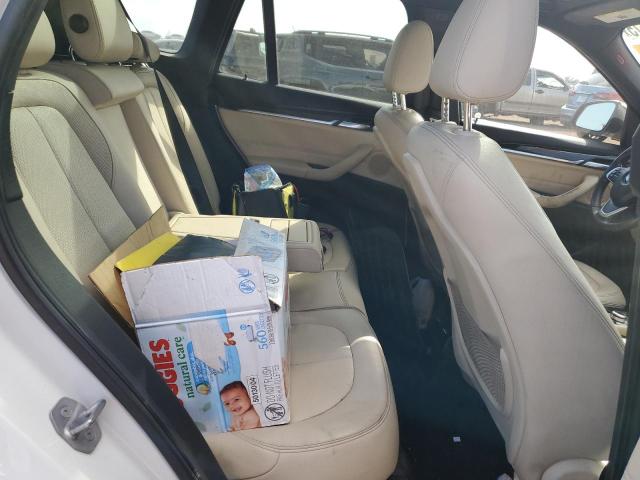 WBXHT3C34GP885308 - 2016 BMW X1 XDRIVE28I Սպիտակ լուսանկար 11