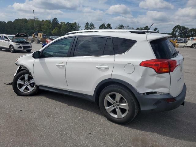 2T3WFREV8FW157345 - 2015 TOYOTA RAV4 XLE WHITE photo 2