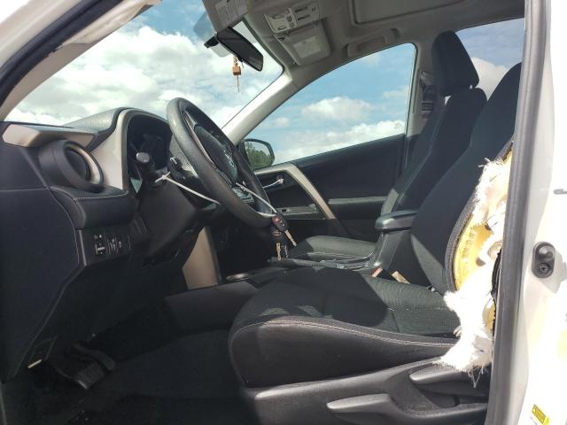 2T3WFREV8FW157345 - 2015 TOYOTA RAV4 XLE WHITE photo 7