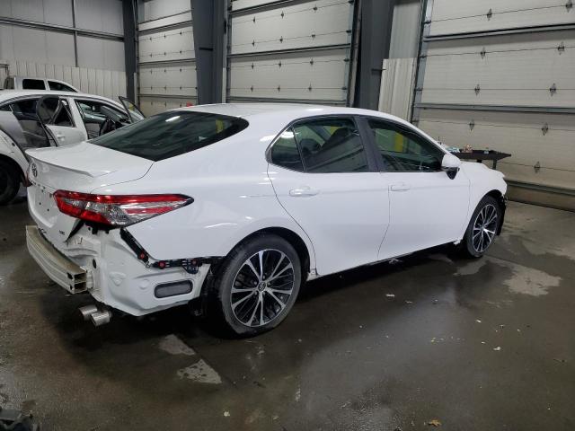 4T1B11HK9JU539059 - 2018 TOYOTA CAMRY L 白色 照片 3