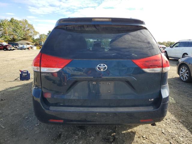 5TDKK3DC4BS142117 - 2011 TOYOTA SIENNA LE 蓝色 照片 6