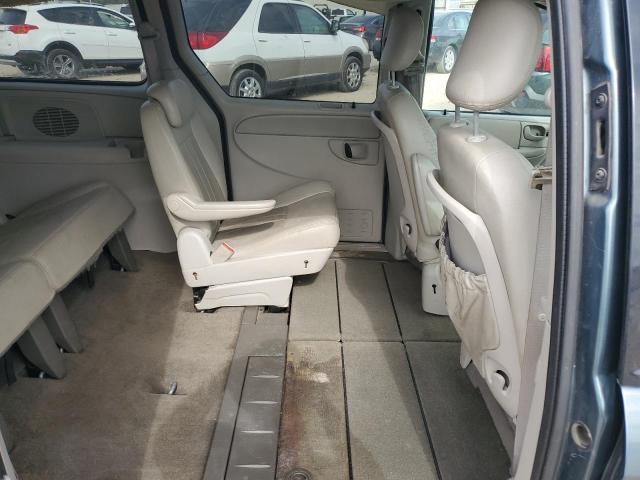 2A4GP54L27R274869 - 2007 CHRYSLER TOWN & COU TOURING BLUE photo 11