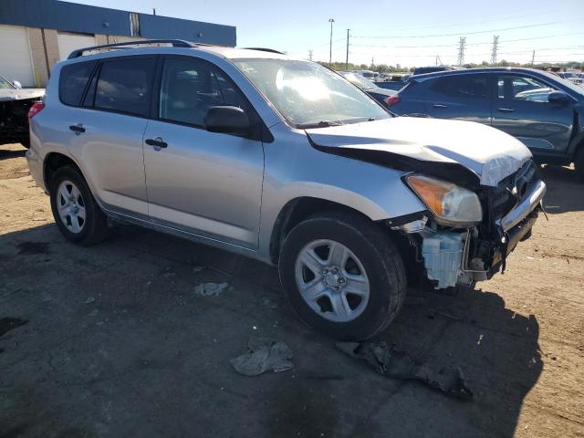 2T3BF4DV0BW122036 - 2011 TOYOTA RAV4 Արծաթագույն լուսանկար 4