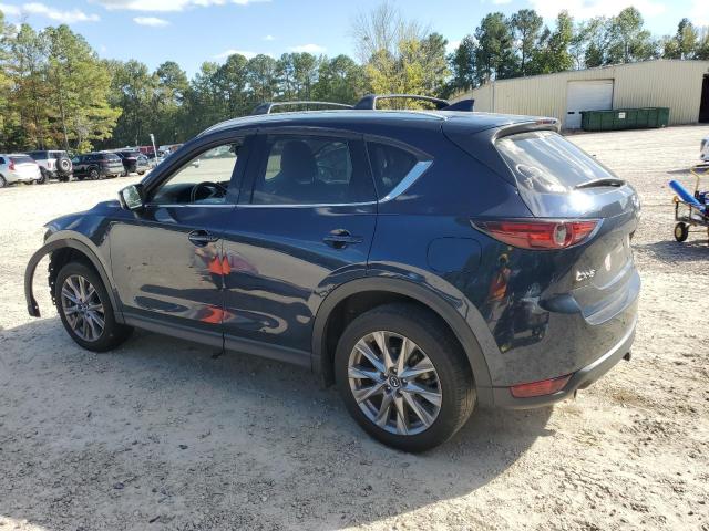 JM3KFADM7L0840816 - 2020 MAZDA CX-5 GRAND TOURING BLUE photo 2