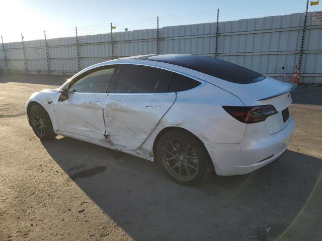 5YJ3E1EB7LF619179 - 2020 TESLA MODEL 3 Weiß Foto 2