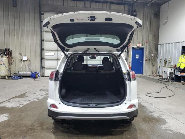 JTMDFREV6JJ203320 - 2018 TOYOTA RAV4 LIMITED Սպիտակ լուսանկար 6