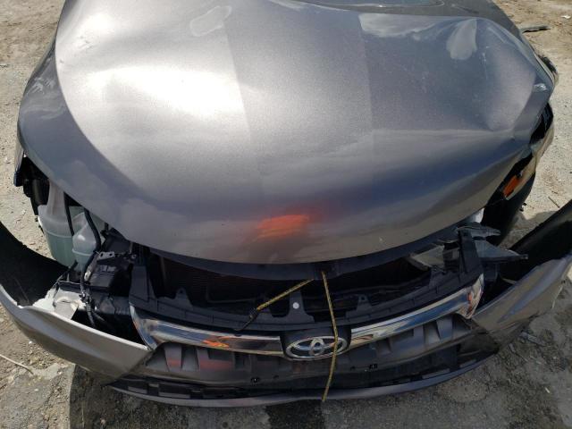 4T1BF1FK3HU800801 - 2017 TOYOTA CAMRY LE GRAY photo 11