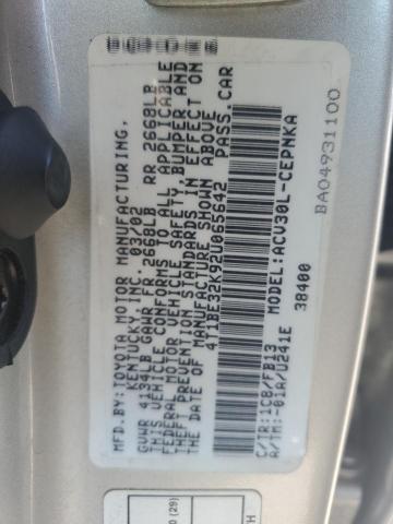 4T1BE32K92U065642 - 2002 TOYOTA CAMRY LE 银色 照片 12