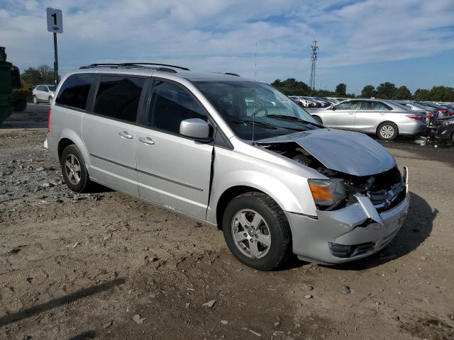 2D4RN5D19AR317214 - 2010 DODGE GRAND CARAVAN SXT SILVER photo 4