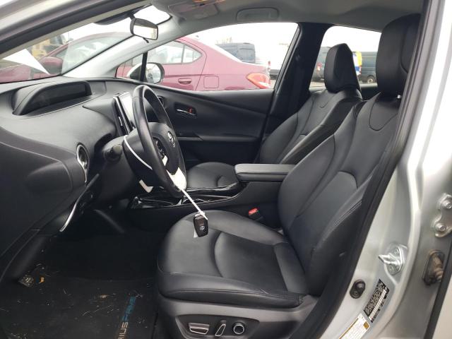 JTDKARFP2H3041318 - 2017 TOYOTA PRIUS PRIM 银色 照片 7