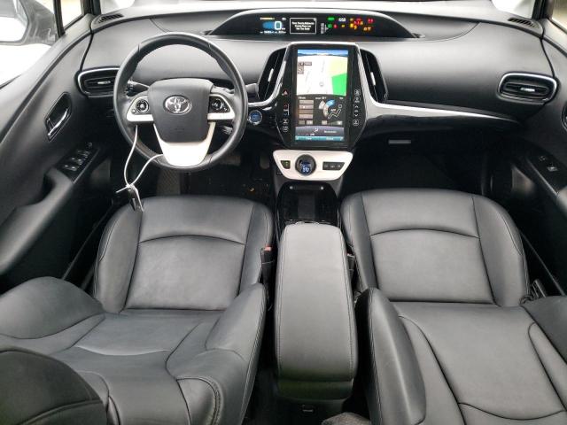 JTDKARFP2H3041318 - 2017 TOYOTA PRIUS PRIM 银色 照片 8