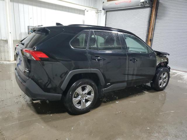 4T3RWRFV8NU071768 - 2022 TOYOTA RAV4 XLE Siyah fotoğraf 3