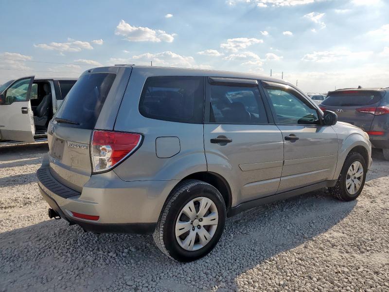 JF2SH61669H764703 - 2009 SUBARU FORESTER 2.5X Silber Foto 3