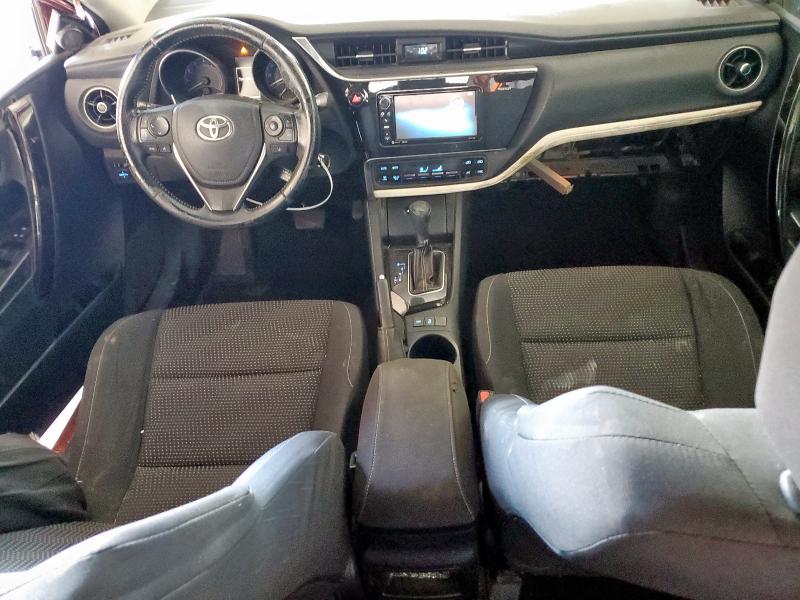 JTNKARJE6HJ549935 - 2017 TOYOTA COROLLA IM Rot Foto 8