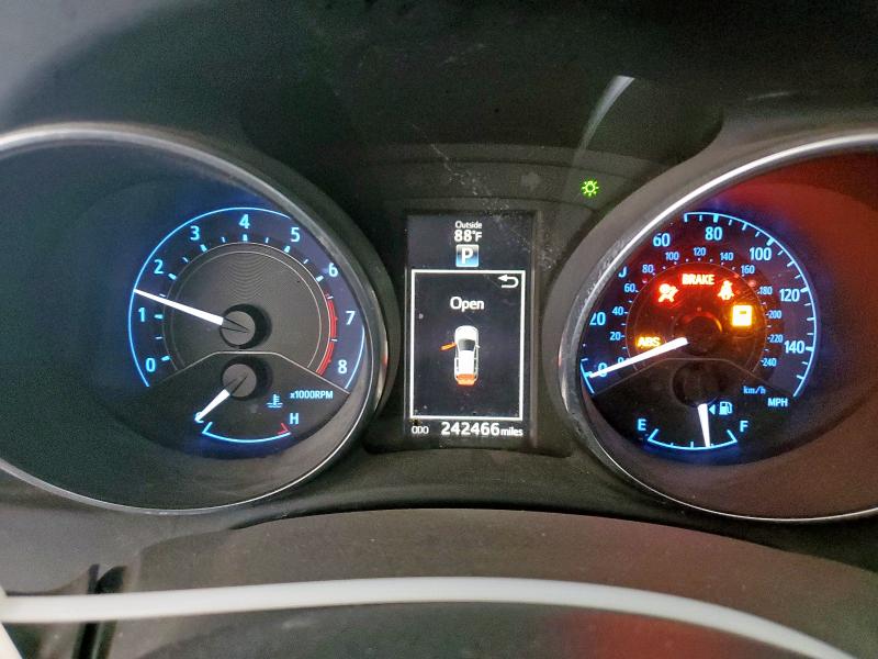 JTNKARJE6HJ549935 - 2017 TOYOTA COROLLA IM Rot Foto 9