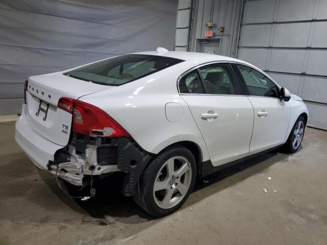 YV1612FH5D2188406 - 2013 VOLVO S60 T5 WHITE photo 3