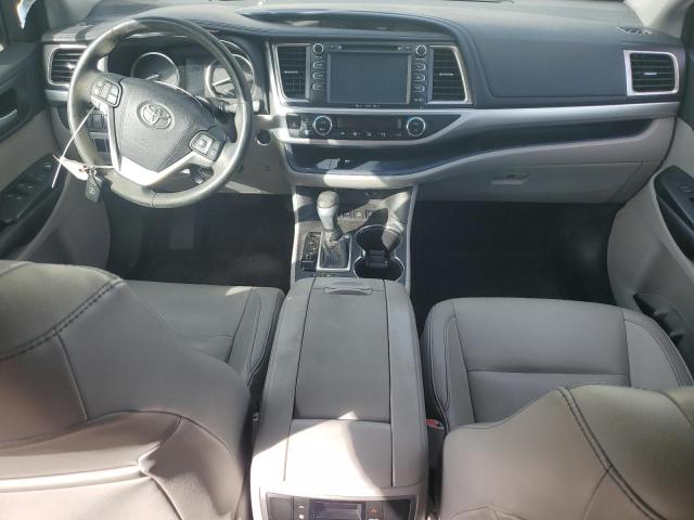 5TDJKRFHXGS322796 - 2016 TOYOTA HIGHLANDER XLE Biały zdjęcie 8