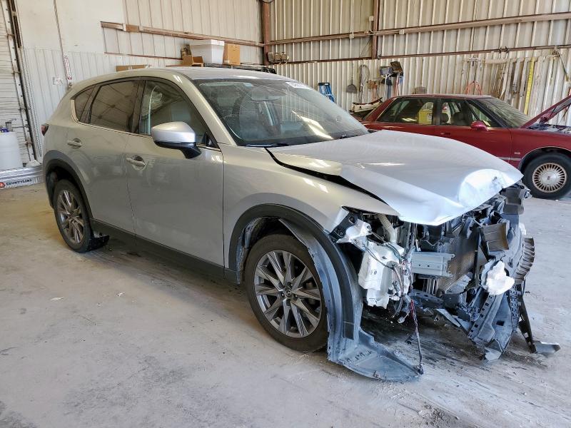 JM3KFADM5M0390472 - 2021 MAZDA CX-5 GRAND TOURING SILVER photo 4