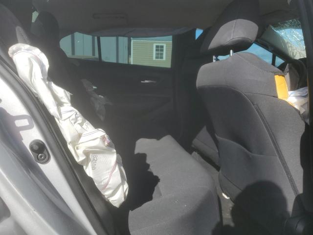 5YFEPMAE3MP263839 - 2021 TOYOTA COROLLA LE 银色 照片 10